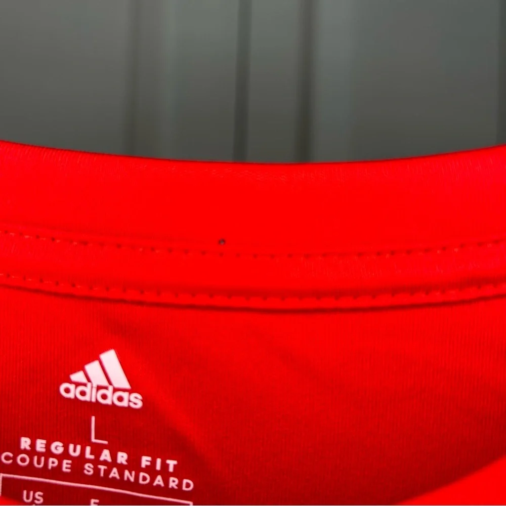 Adidas boys youth red short sleeve logo T-shirt large (14/16)